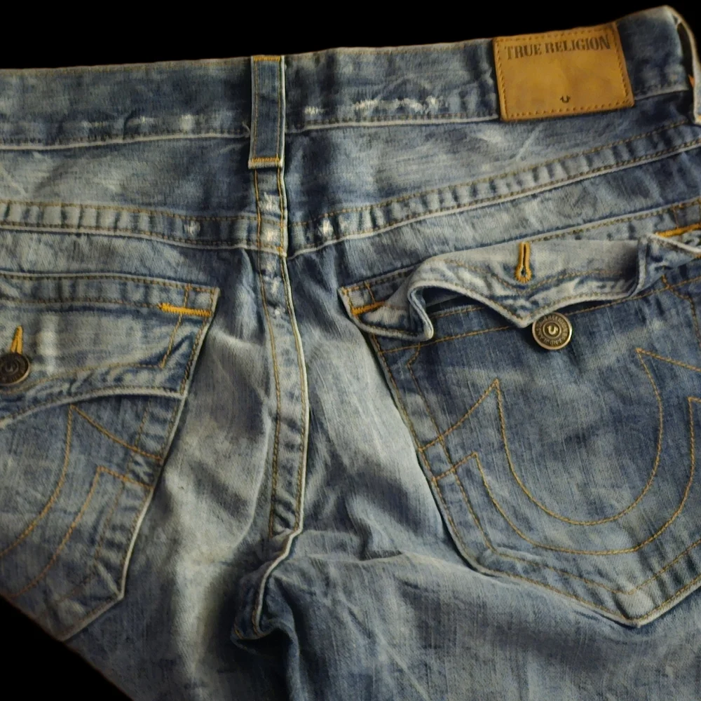 TRUE RELIGION ICON JEAN SIZE 34